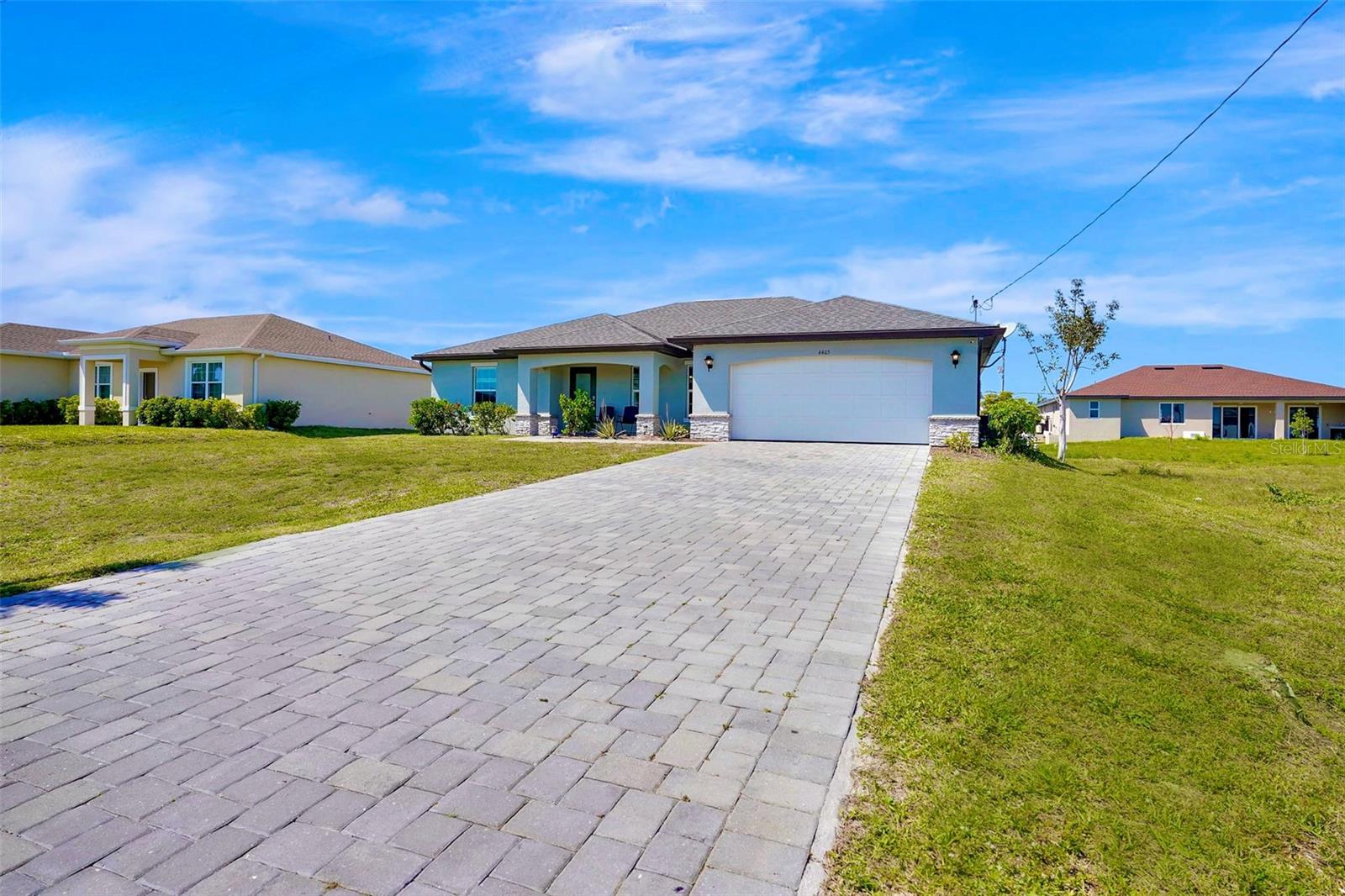 CAPE CORAL - Residential
