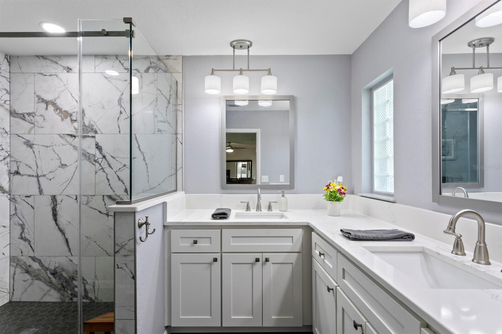 8645 PINETREE DRIVE W