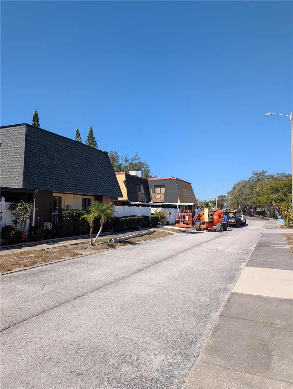 Photo of 8118 Oak Trace Way #C, Tampa, FL 33634 (MLS # TB8475937)