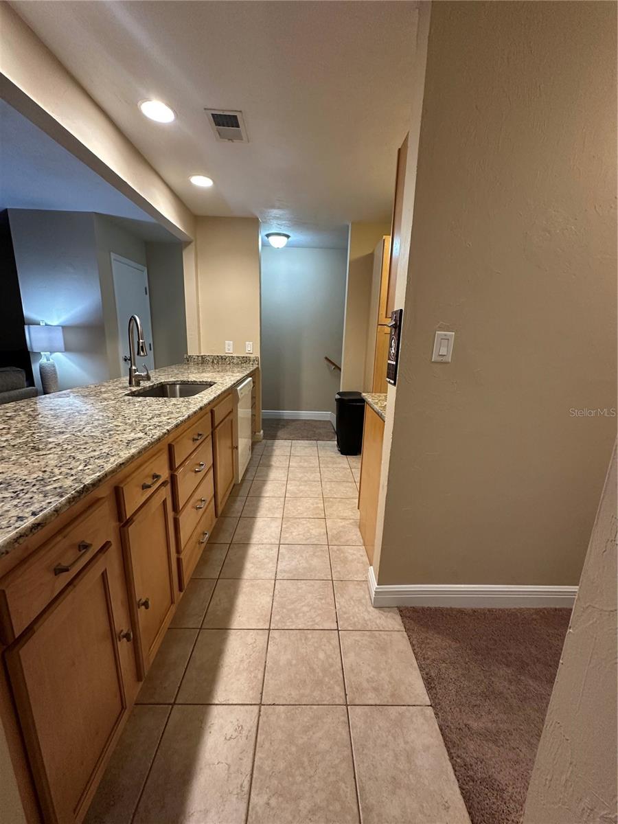 THE LAKES - Residential