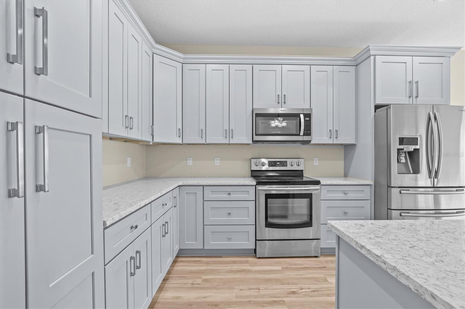 KEY VISTA PH 01 - Residential