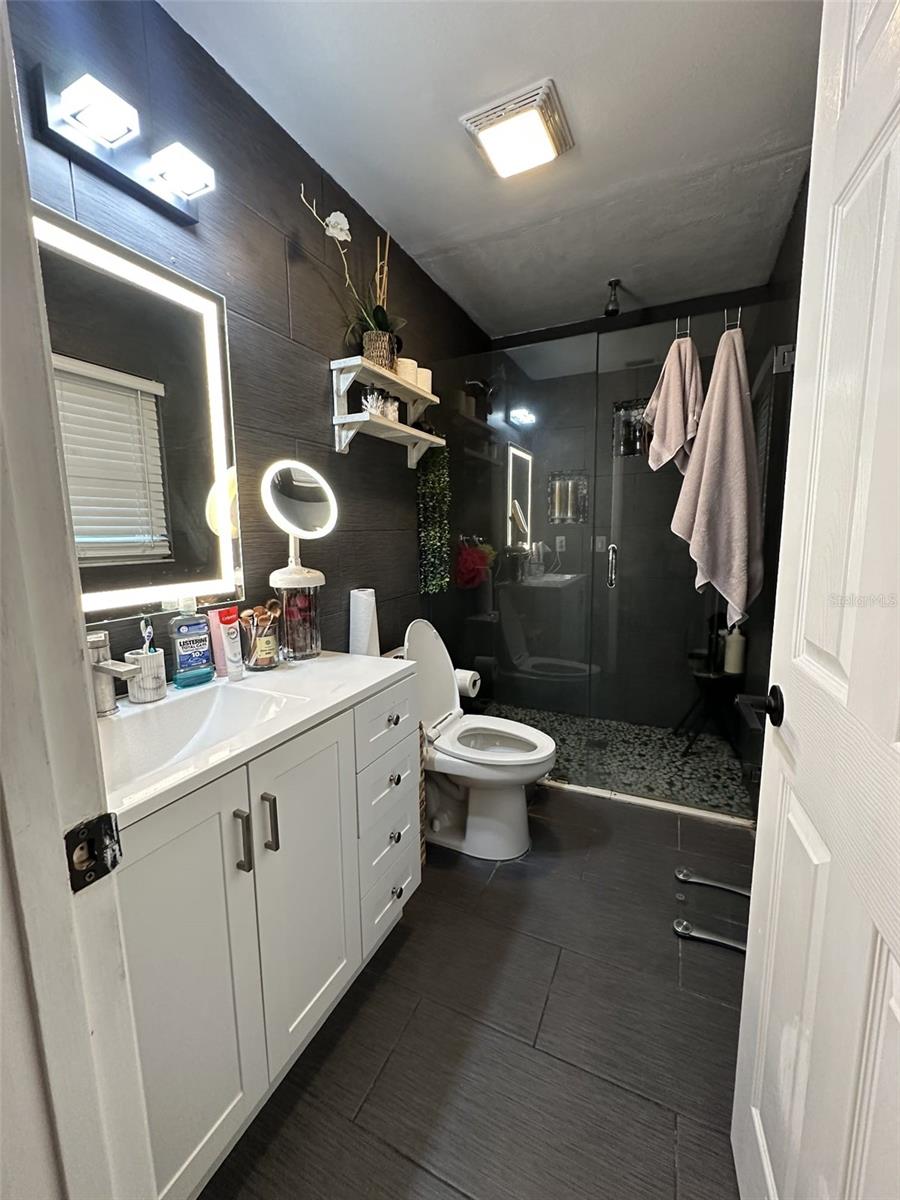 HIGHLAND GROVE EAST - Residential