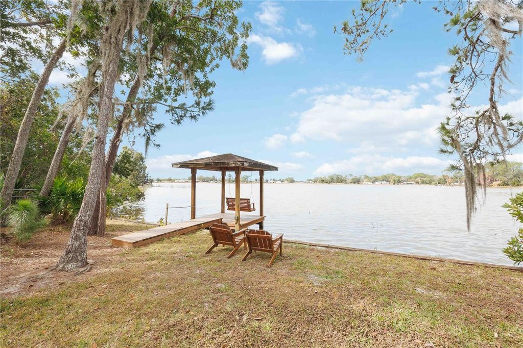 Photo of 162 Hillside Drive, Lake Placid, FL 33852 (MLS # K4903292)