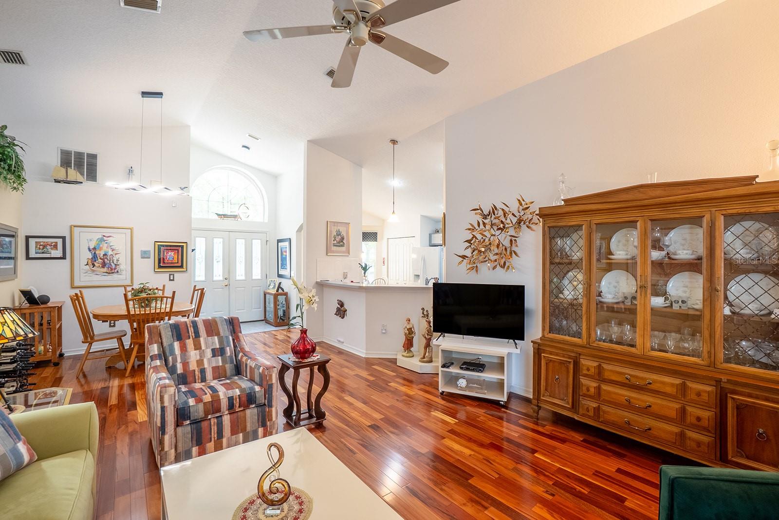 LINKSIDE/GRAND HAVEN - Residential