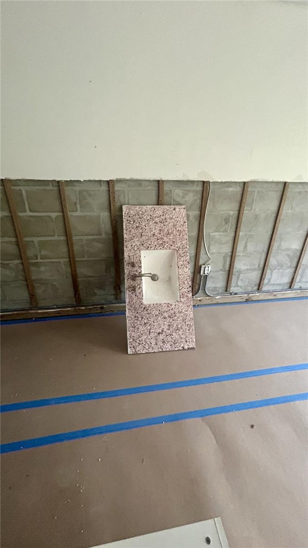 Photo of 4570 Overlook Drive NE #180, St Petersburg, FL 33703 (MLS # TB8382630)