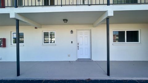 Photo of 4570 Overlook Drive NE #180, St Petersburg, FL 33703 (MLS # TB8382630) Photo of 4570 Overlook Drive NE #180, St Petersburg, FL 33703 (MLS # TB8382630)