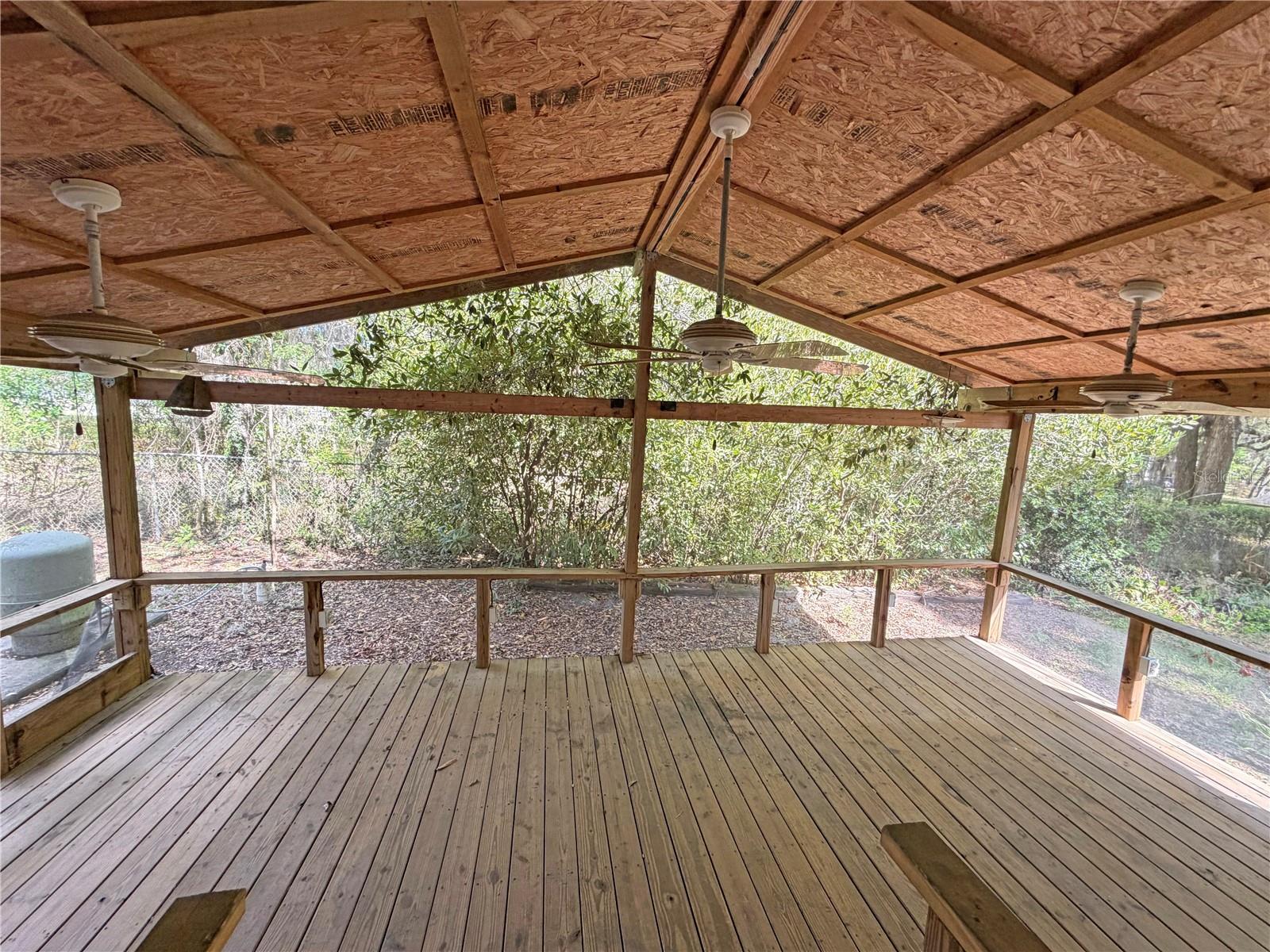 LAK-A-WANA LAKE GARDENS - Residential