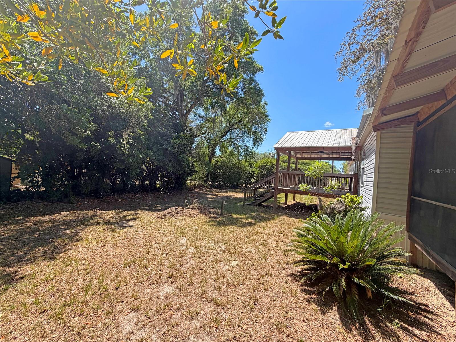 LAK-A-WANA LAKE GARDENS - Residential