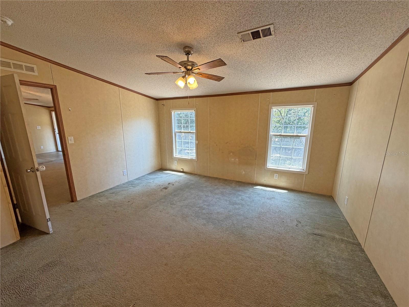LAK-A-WANA LAKE GARDENS - Residential