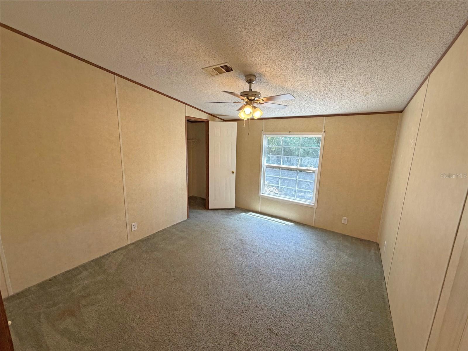 LAK-A-WANA LAKE GARDENS - Residential