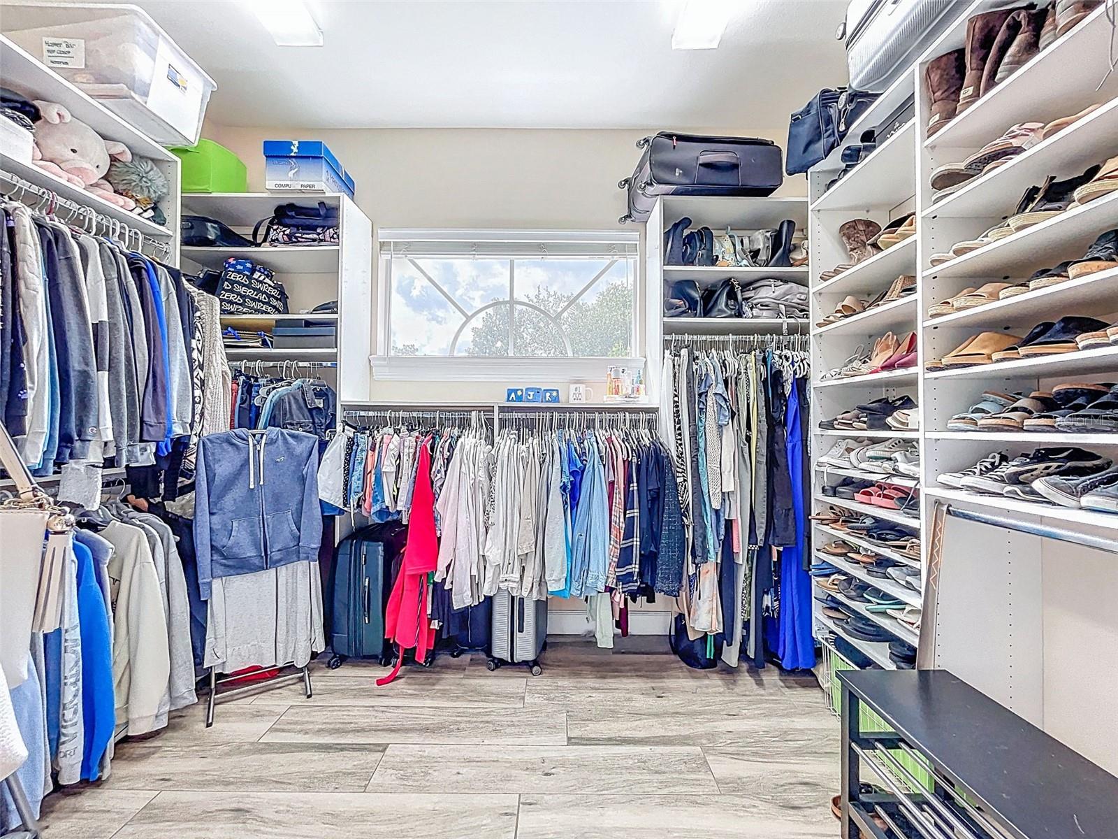 FARMCREST ACRES - Residential