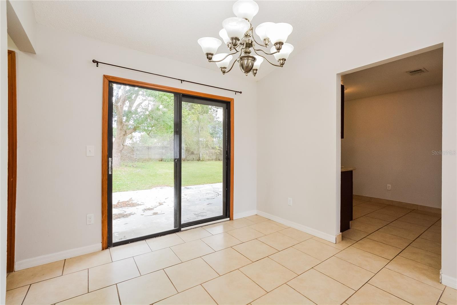 DELTONA LAKES UNIT 32 - Residential