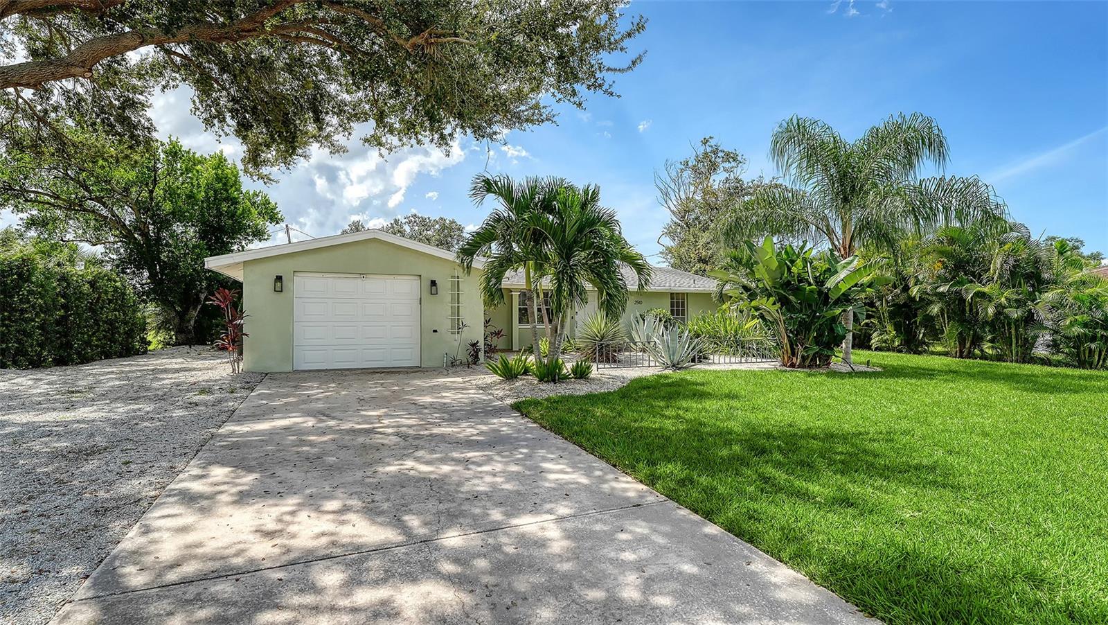 2510 BISPHAM ROAD, SARASOTA, FL, 34231 2 2510 BISPHAM ROAD