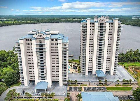 Photo of 13415 Blue Heron Beach Dr #203, Orlando, FL 32821 (MLS # O6319582) Photo of 13415 Blue Heron Beach Dr #203, Orlando, FL 32821 (MLS # O6319582)
