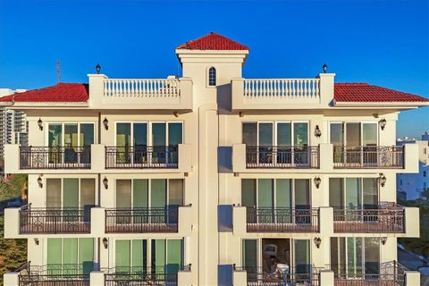 A home in SARASOTA