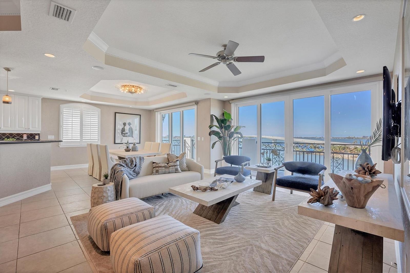 166 GOLDEN GATE POINT 70