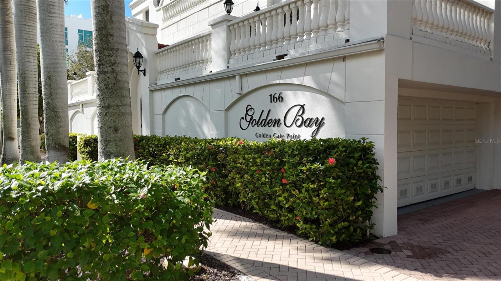 GOLDEN GATE POINT - Residential