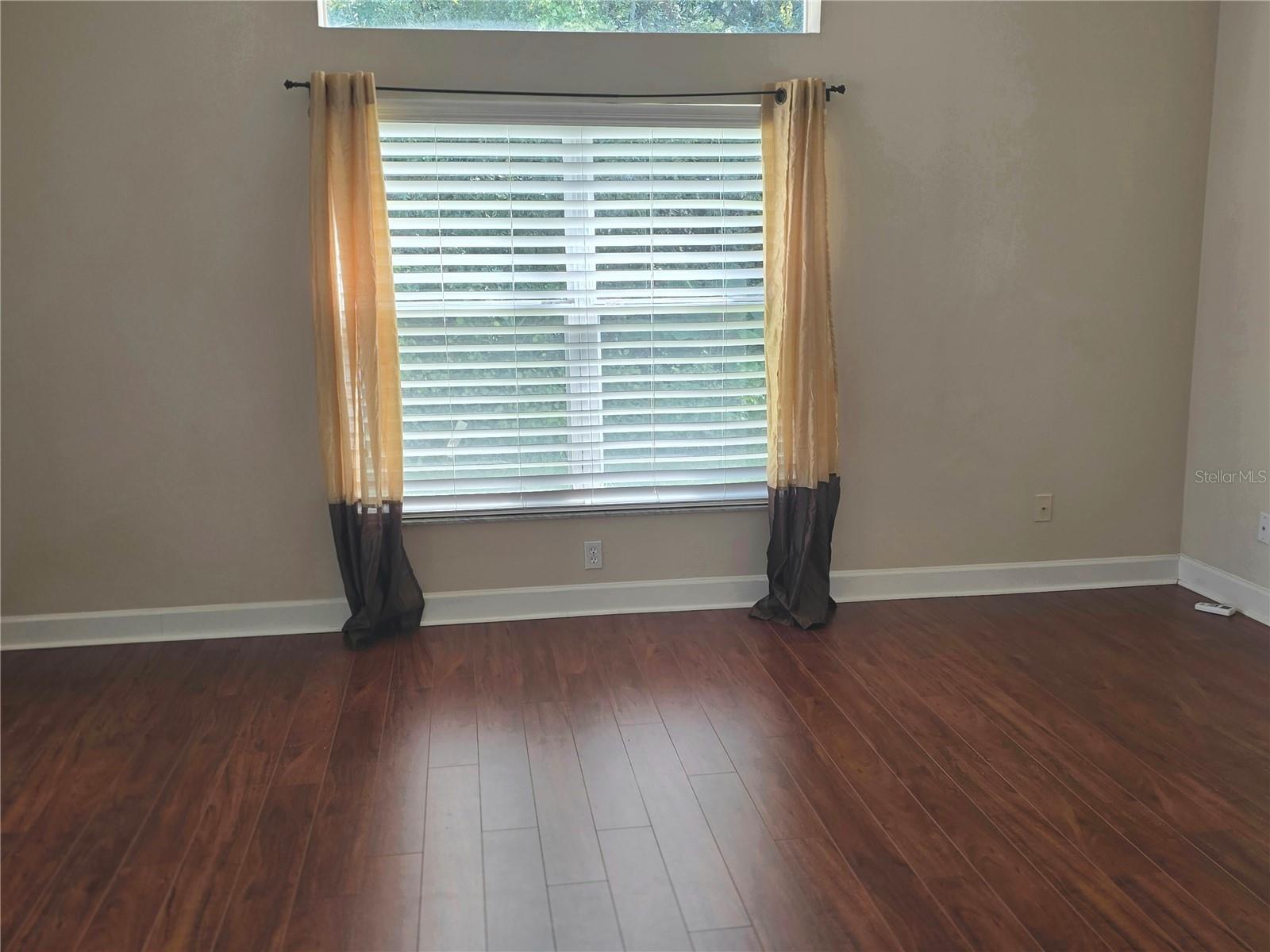 BARRINGTON ESTATES - Residential