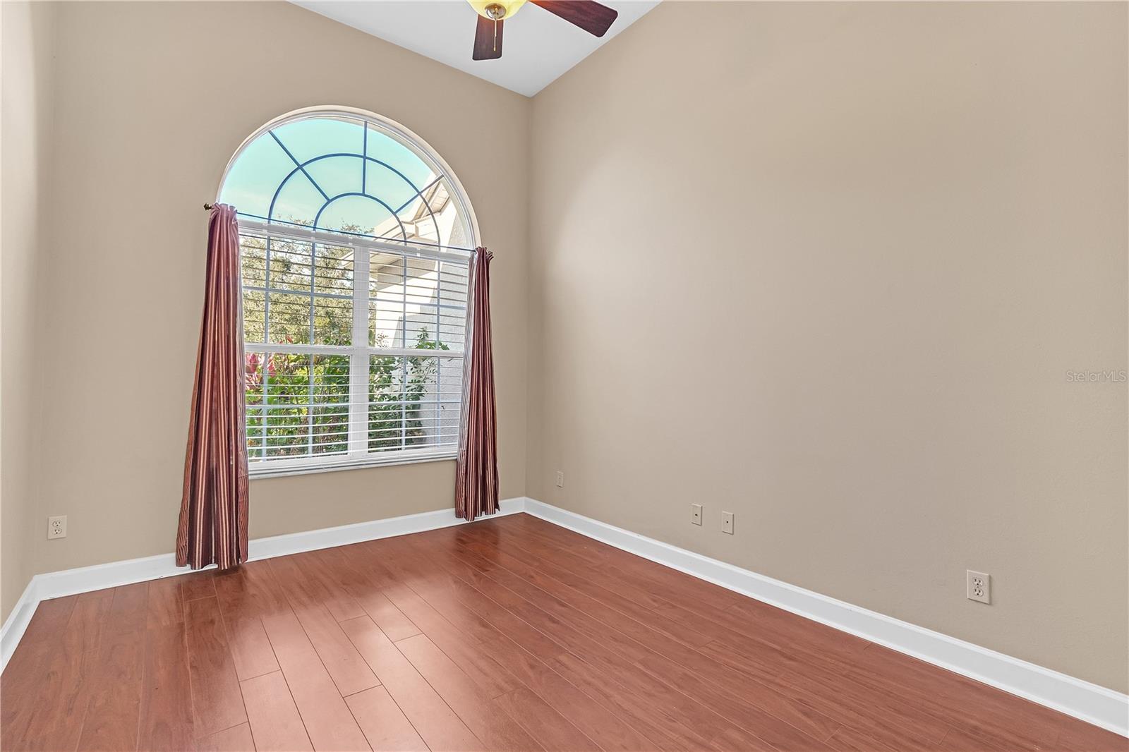 BARRINGTON ESTATES - Residential