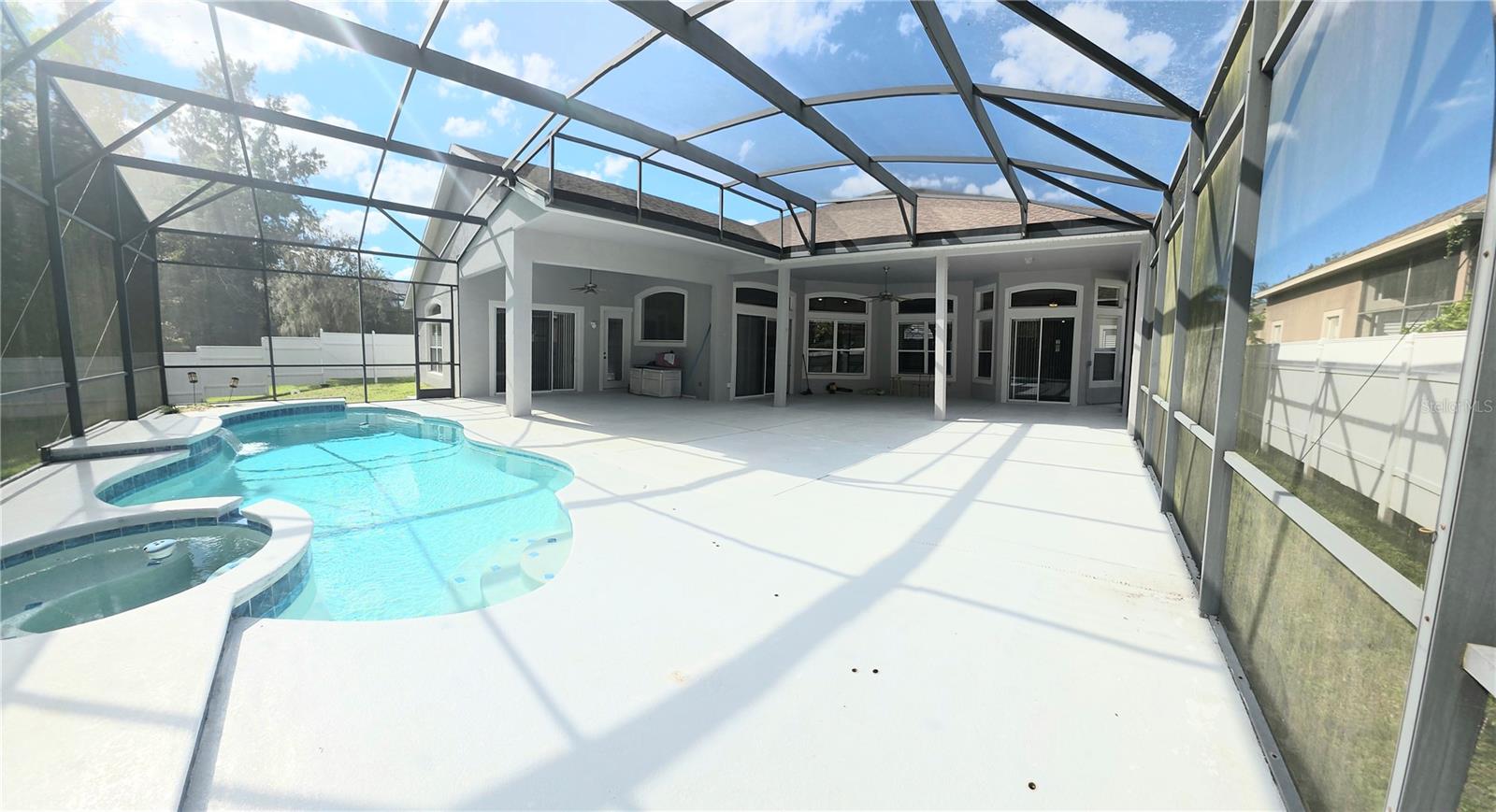 BARRINGTON ESTATES - Residential