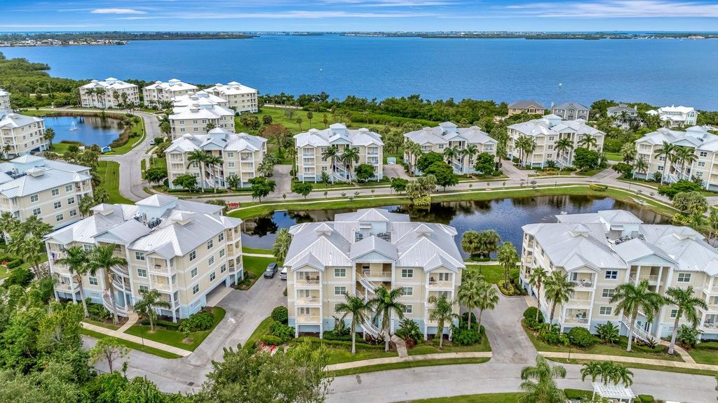 Photo of 3430 77th Street W #303, Bradenton, FL 34209 (MLS # A4665332)