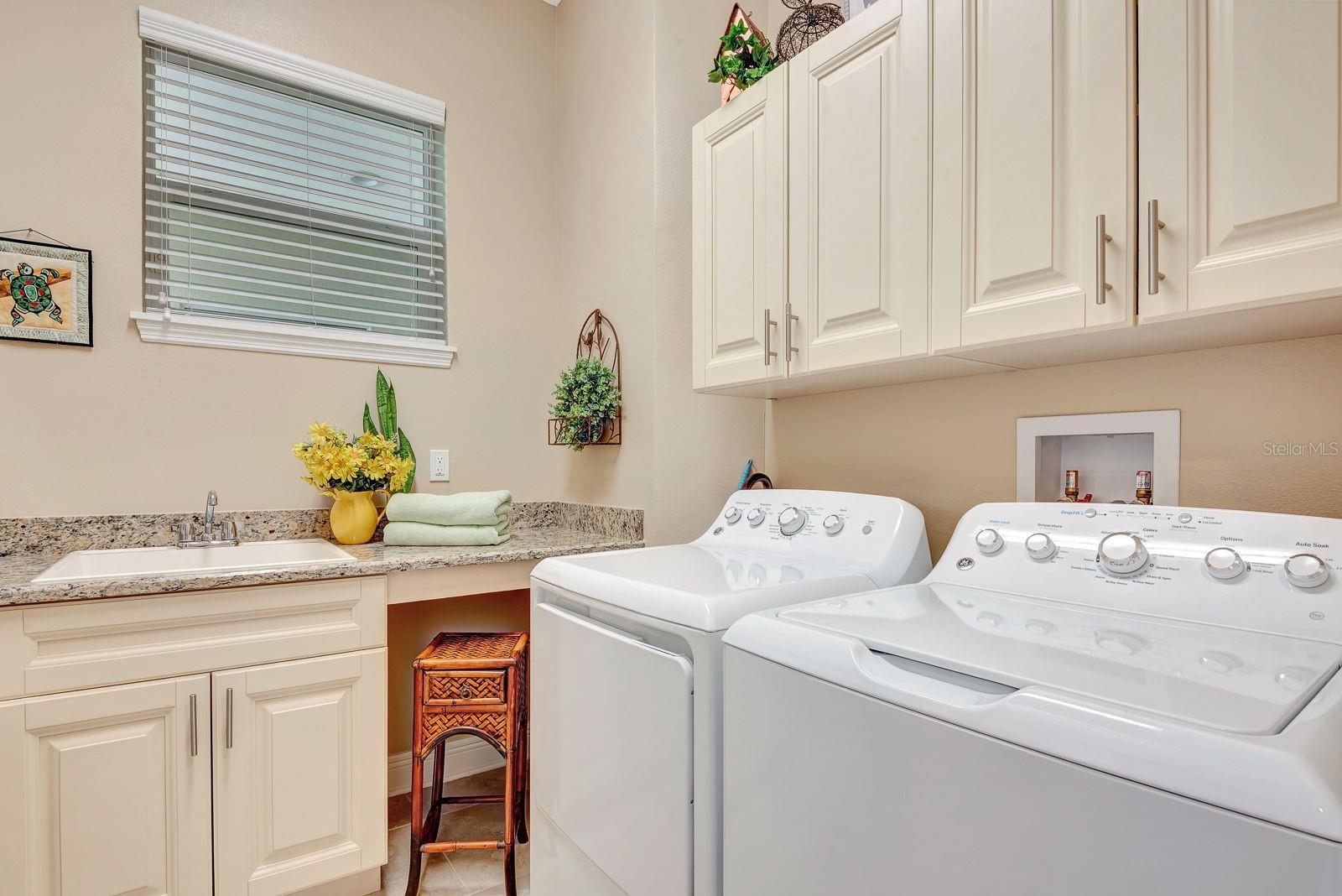 PALMA SOLA BAY CLUB PH 6 - Residential