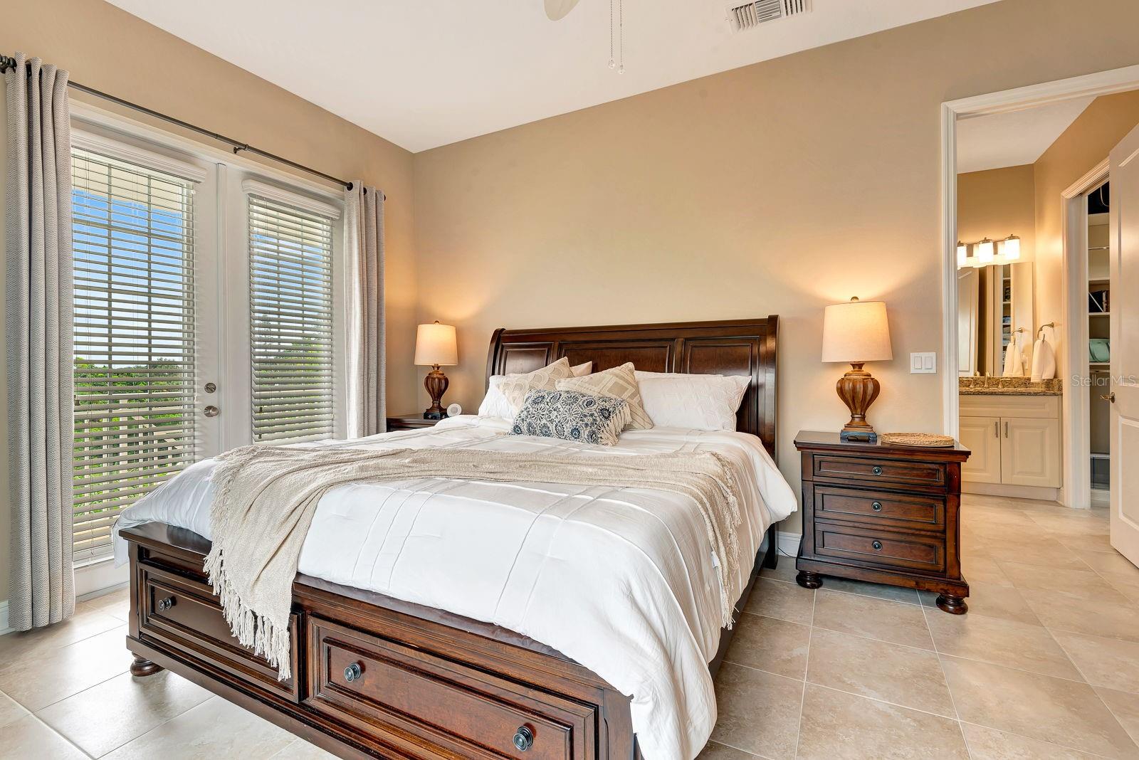 PALMA SOLA BAY CLUB PH 6 - Residential