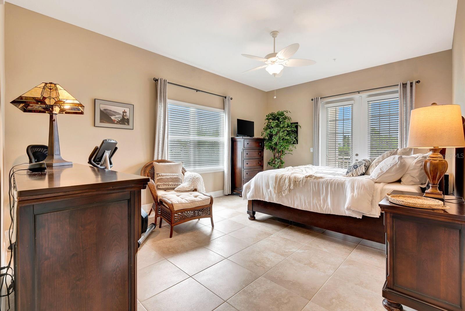 PALMA SOLA BAY CLUB PH 6 - Residential