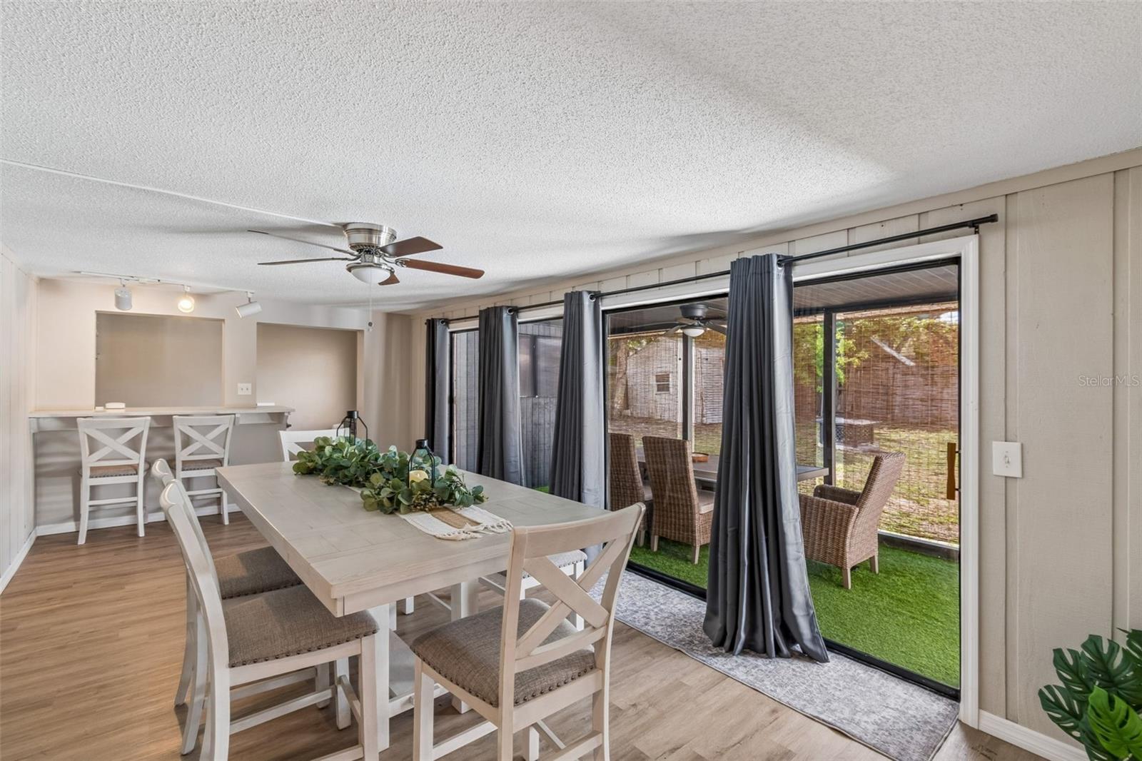 GARDEN GROVE - Residential