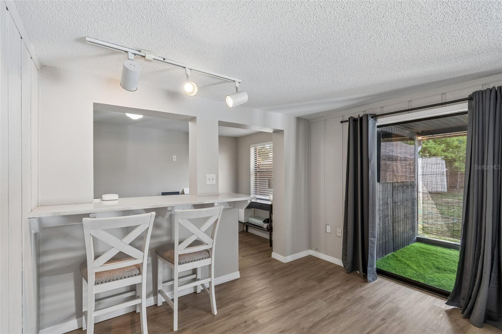 GARDEN GROVE - Residential