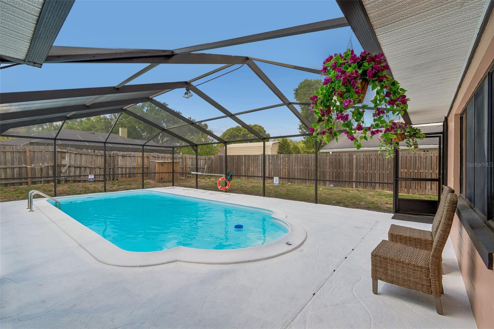 GARDEN GROVE - Residential