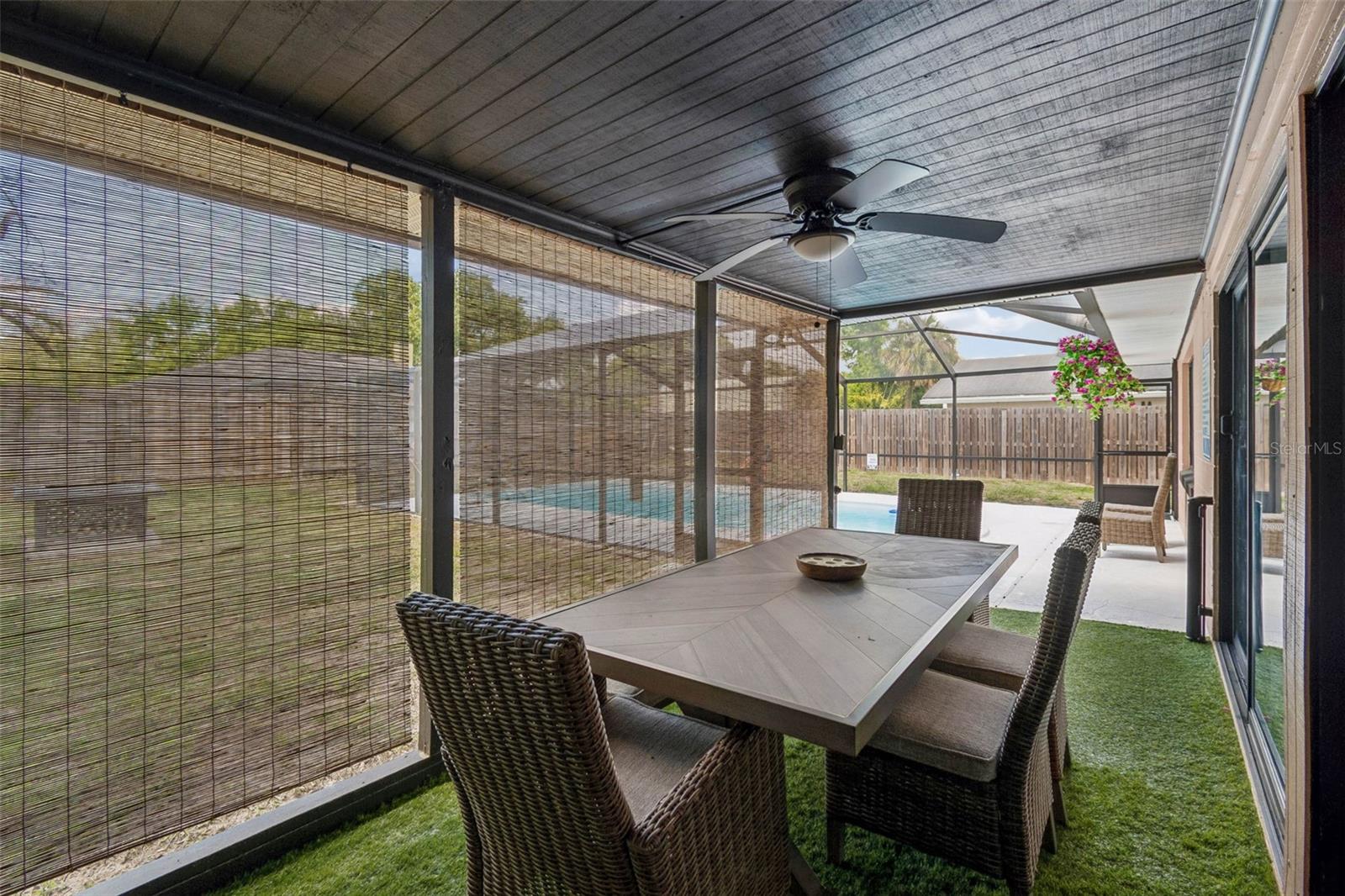 GARDEN GROVE - Residential