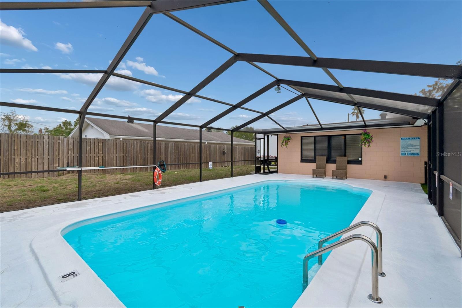 GARDEN GROVE - Residential