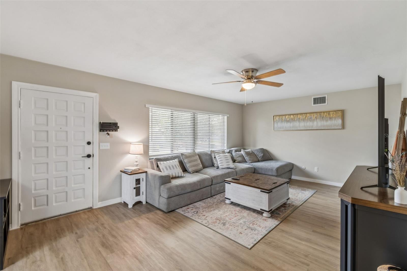 GARDEN GROVE - Residential