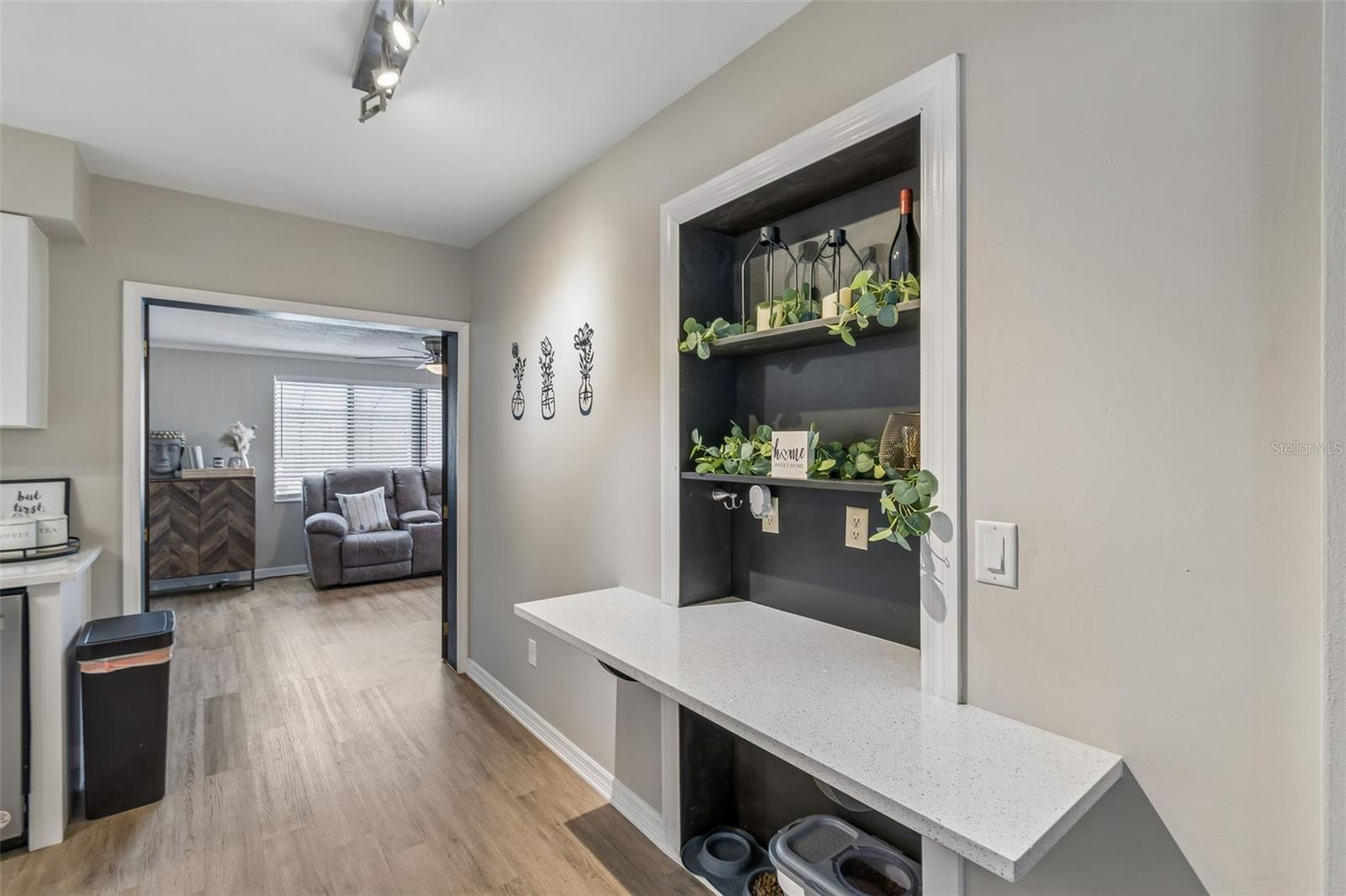 GARDEN GROVE - Residential