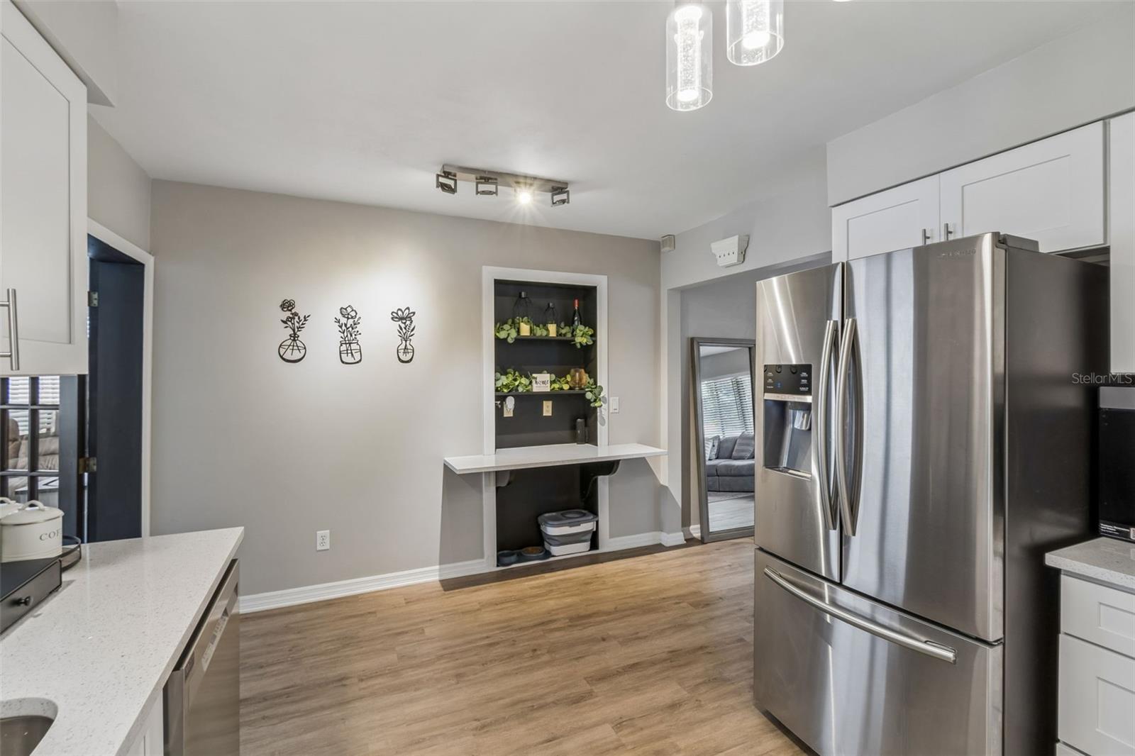 GARDEN GROVE - Residential