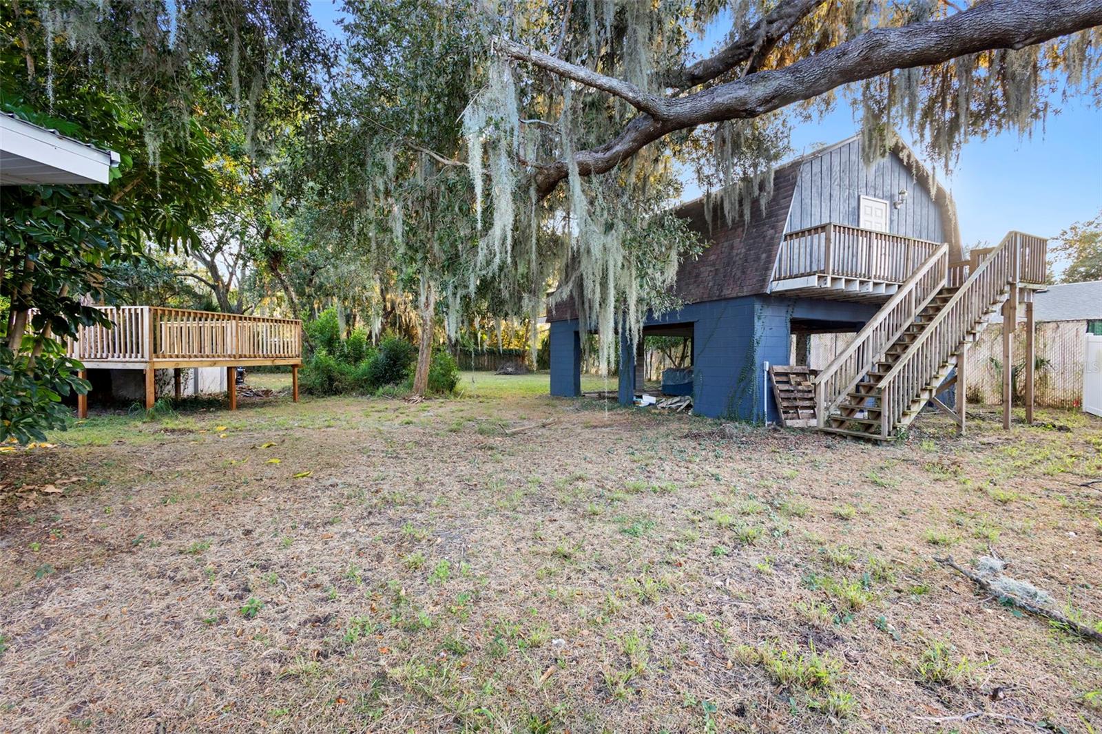 LEESBURG NORMANDY WOOD - Residential