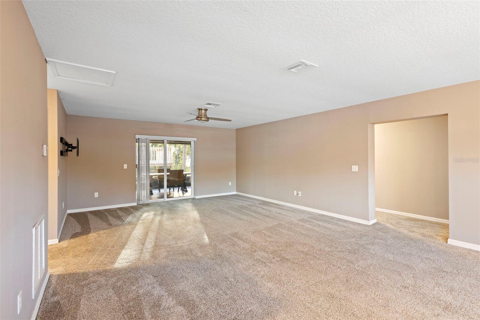 LEESBURG NORMANDY WOOD - Residential