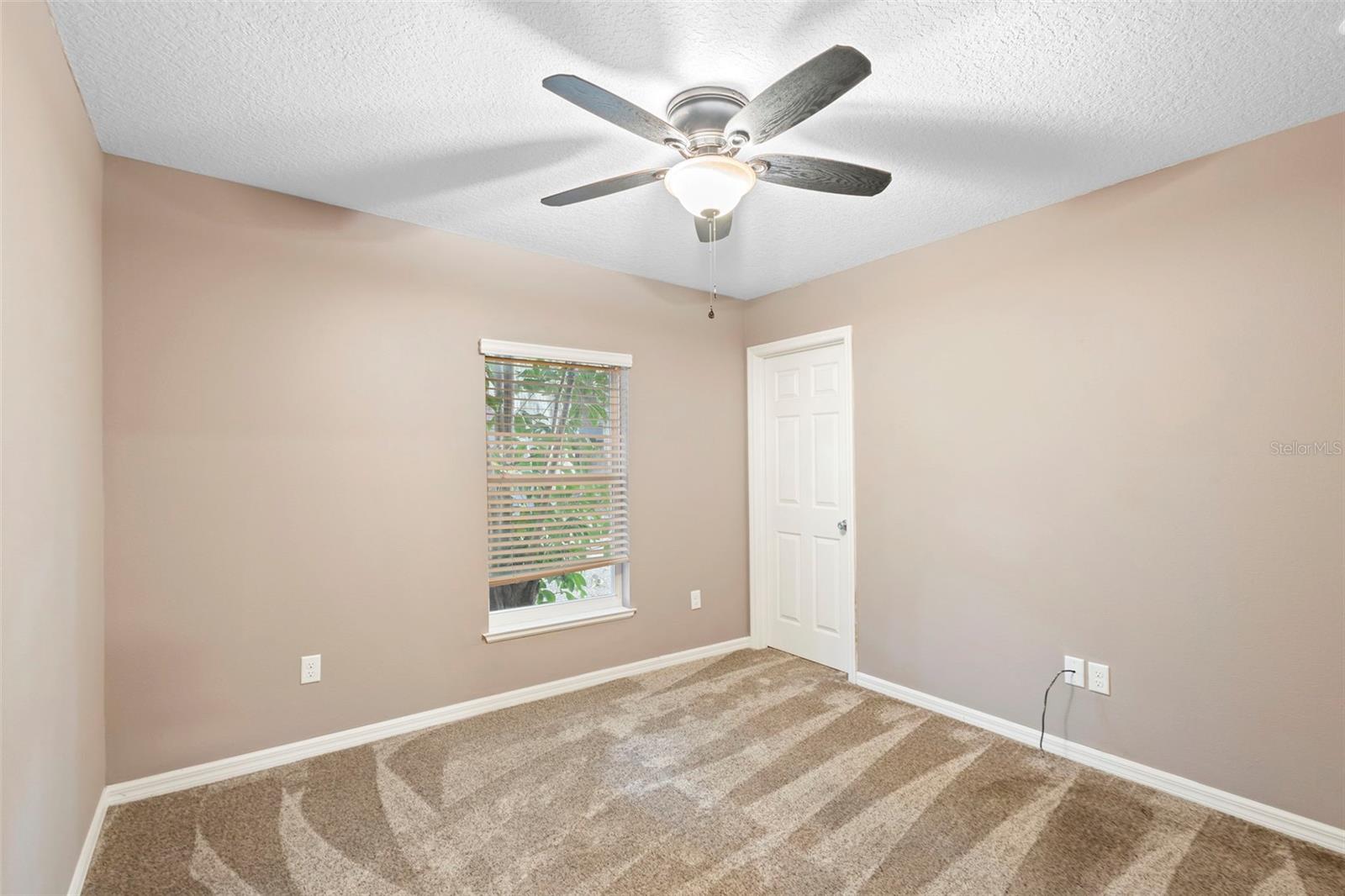 LEESBURG NORMANDY WOOD - Residential