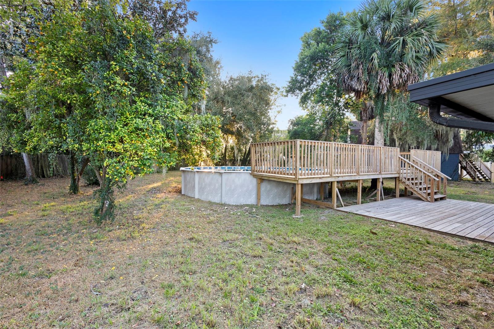 LEESBURG NORMANDY WOOD - Residential