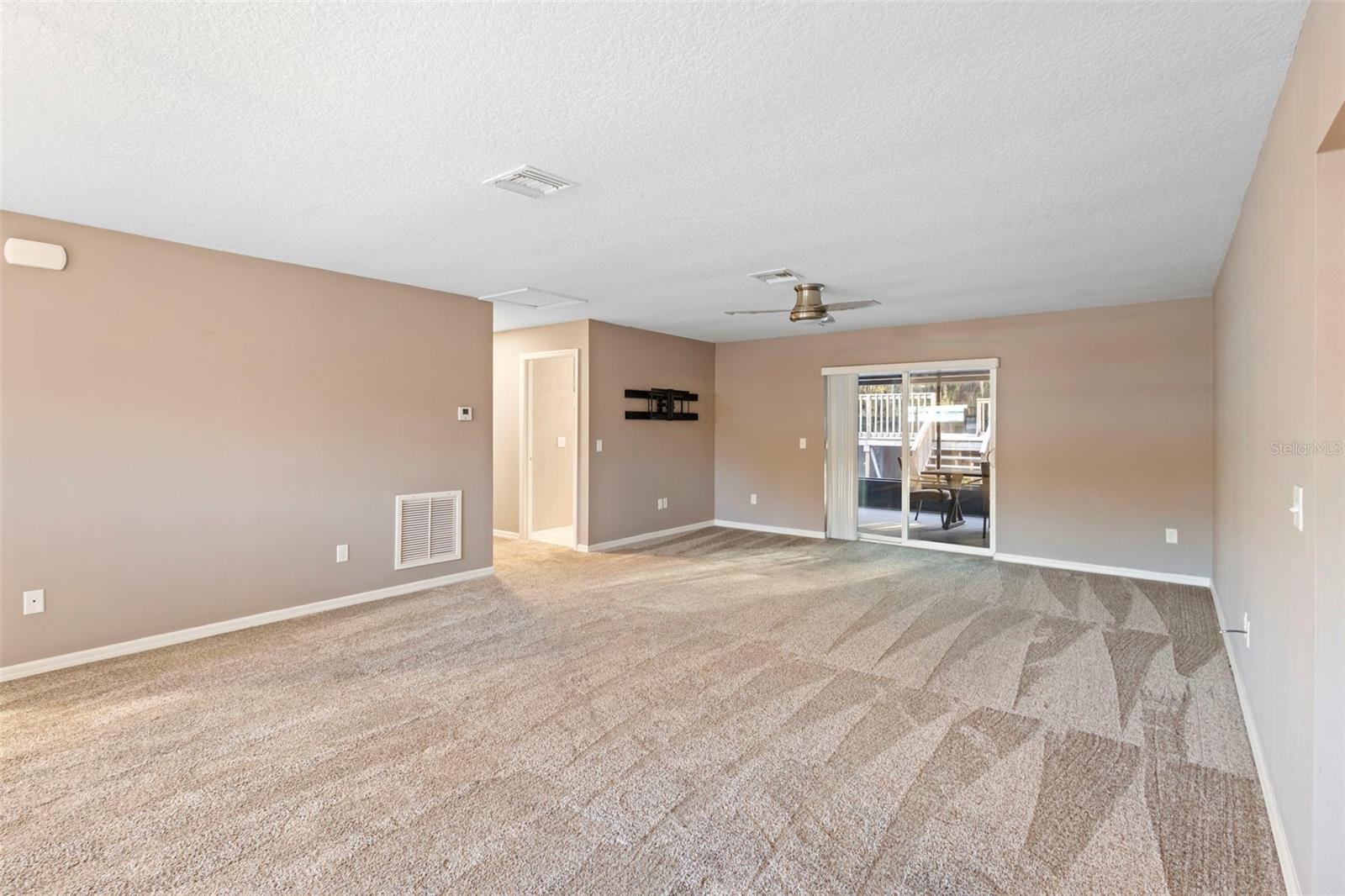 LEESBURG NORMANDY WOOD - Residential