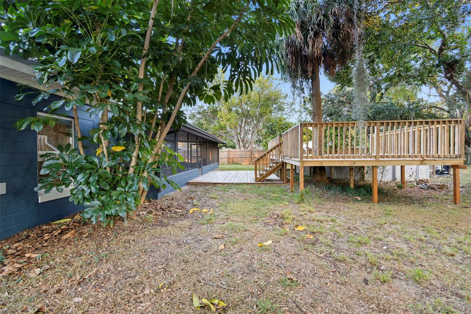 LEESBURG NORMANDY WOOD - Residential