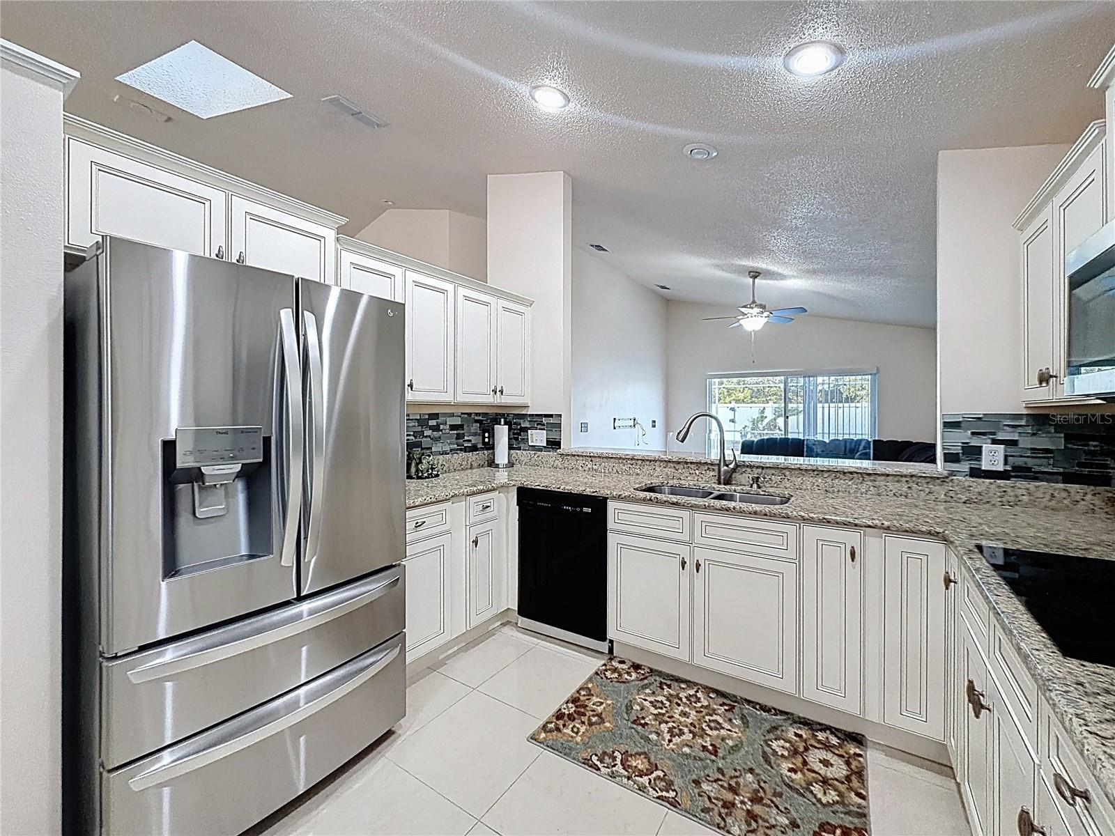 HAMPTON ESTATES - Residential