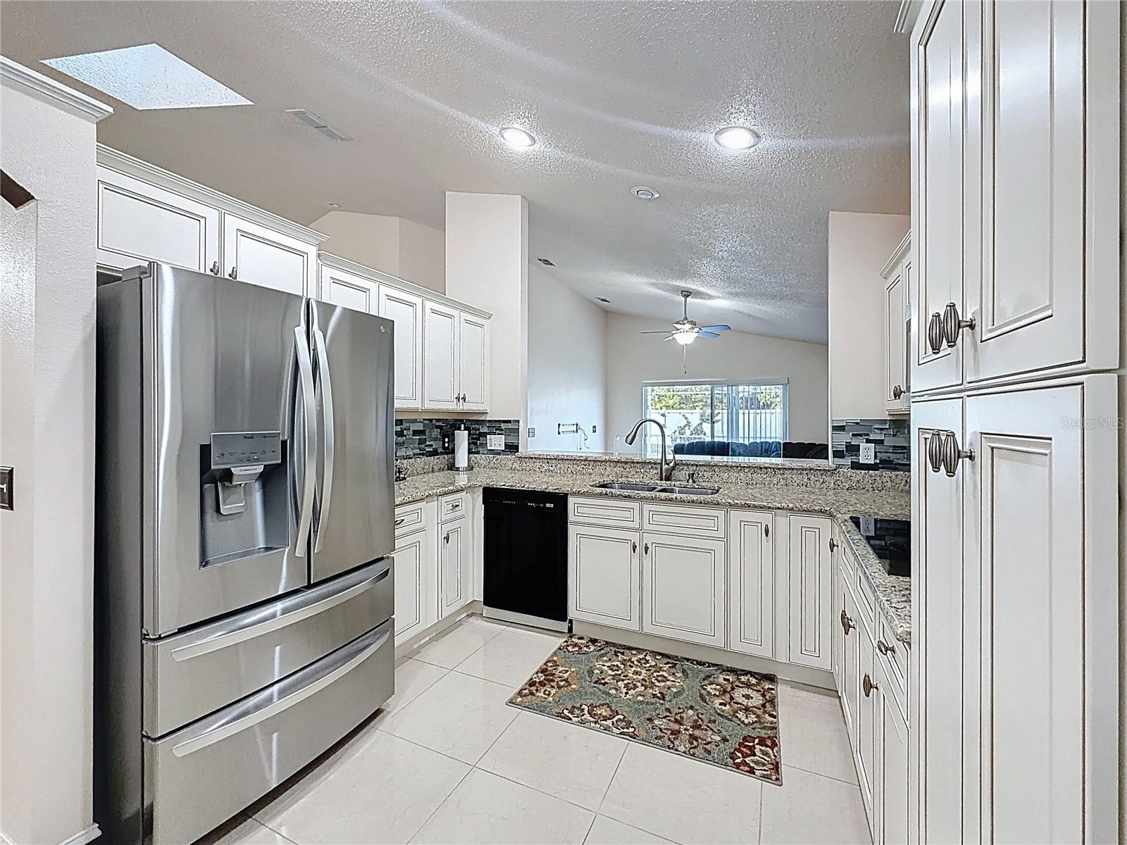 HAMPTON ESTATES - Residential