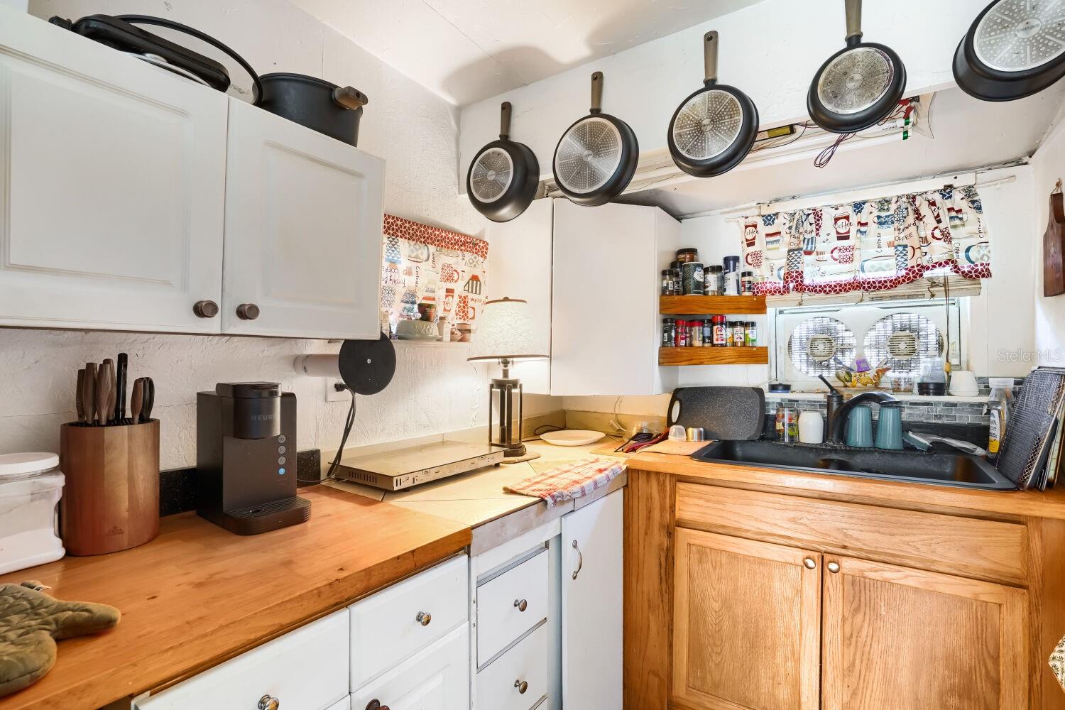 GOULD PLACE - Residential