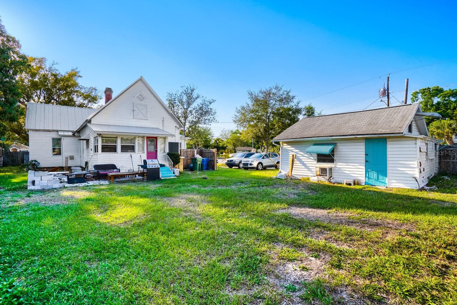 GOULD PLACE - Residential