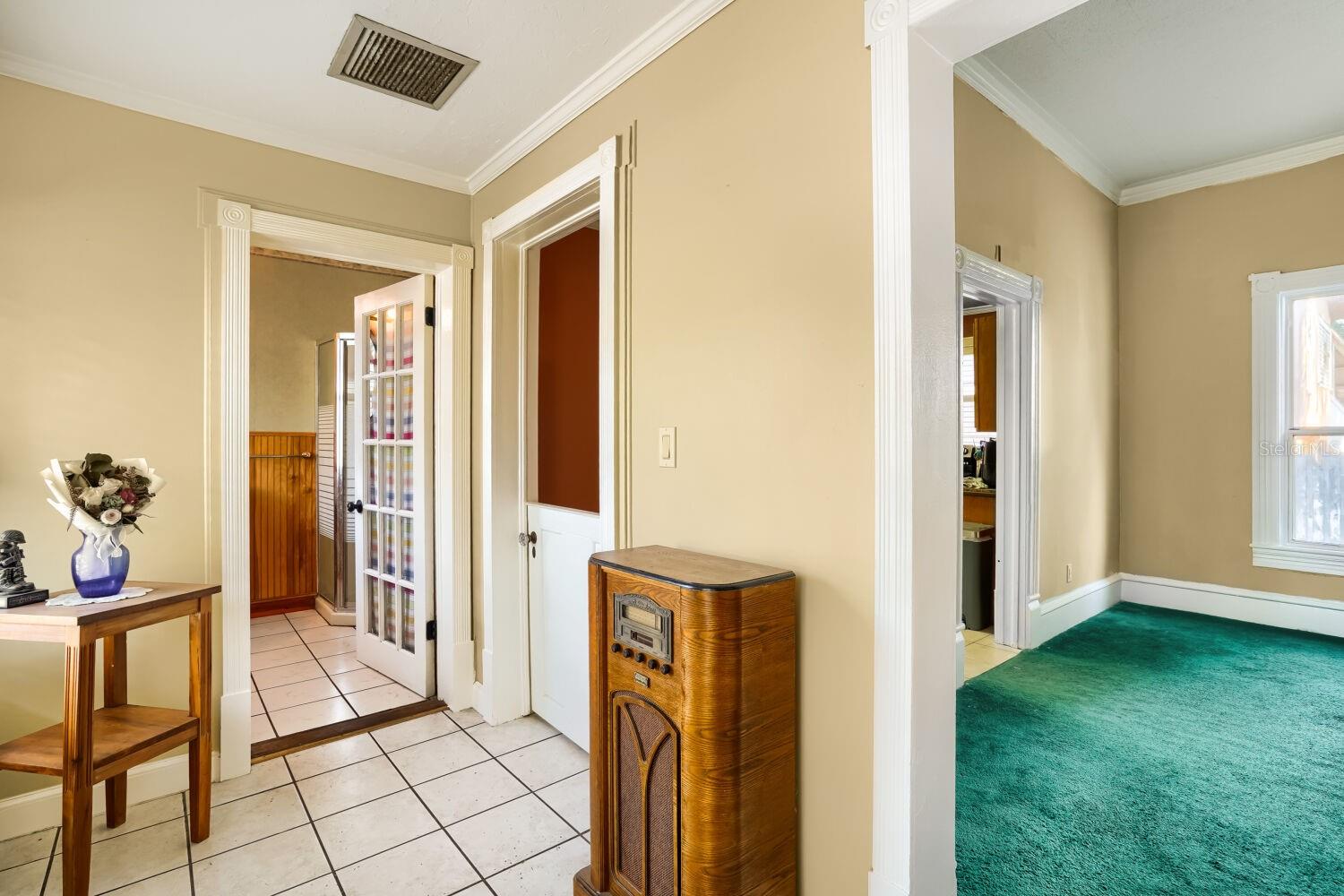 GOULD PLACE - Residential