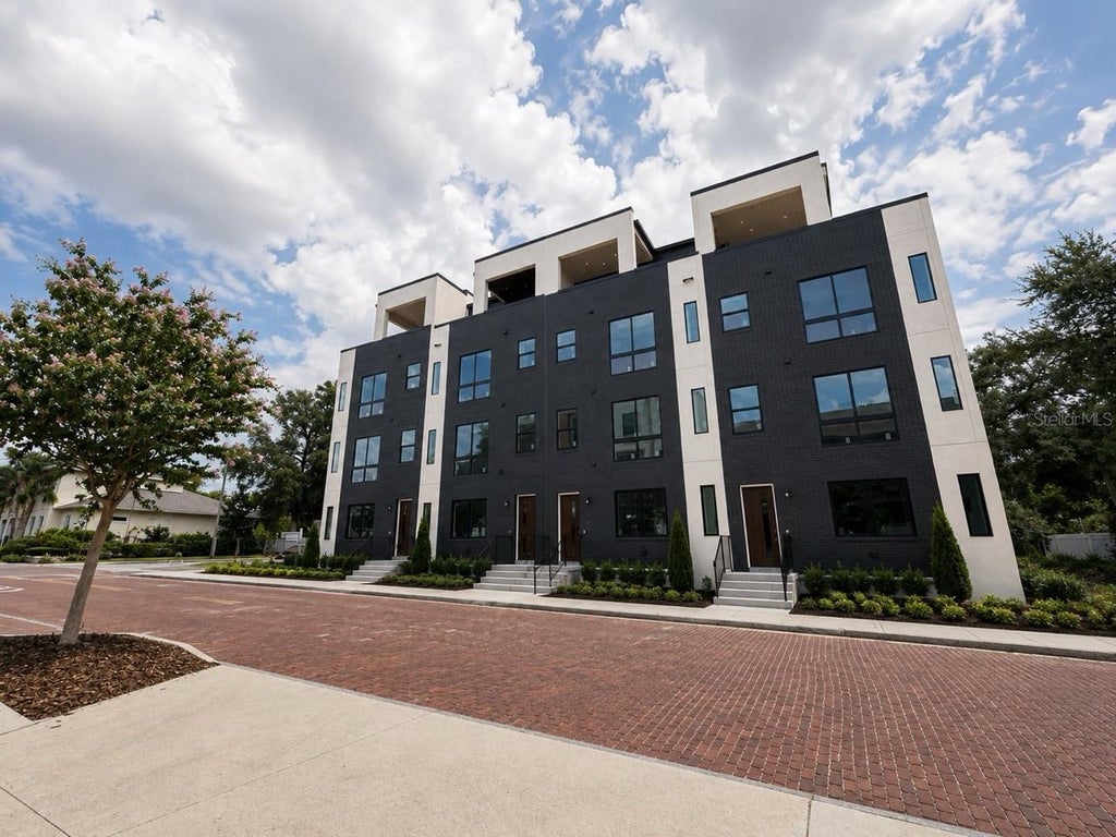 Photo of 2117 N Ola Avenue #3, Tampa, FL 33602 (MLS # TB8534299)