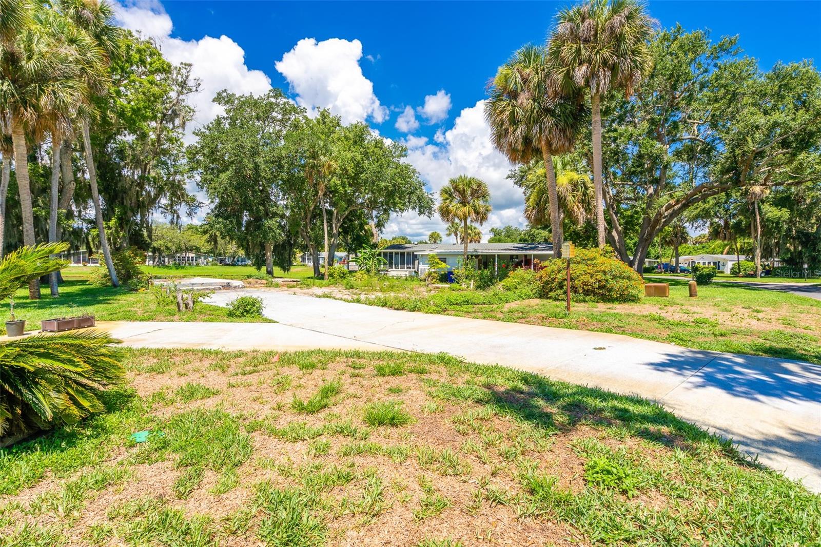 324 SCHOONER AVENUE