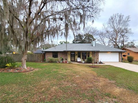 Photo of 4181 NE 4th Terrace, Ocala, FL 34479 (MLS # OM716510)